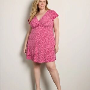 Gilli Plus Size Short Sleeve Surplice Dress